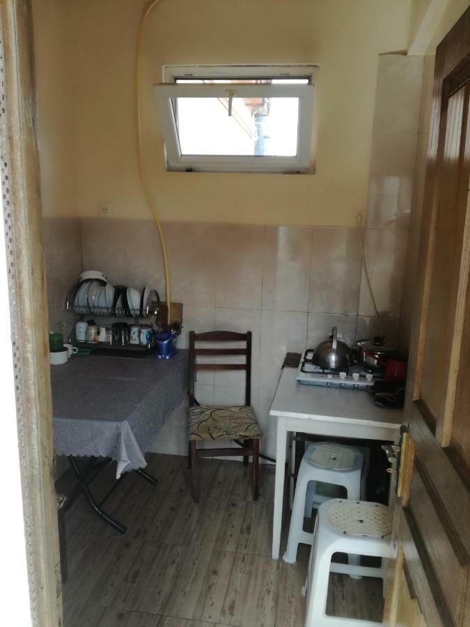 Guest House Nino Батумі Екстер'єр фото