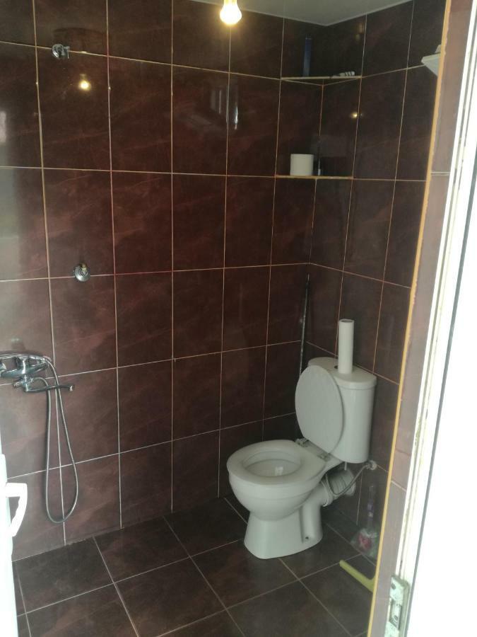 Guest House Nino Батумі Екстер'єр фото